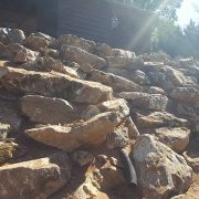 boulder-wall-retaining-wall-stone